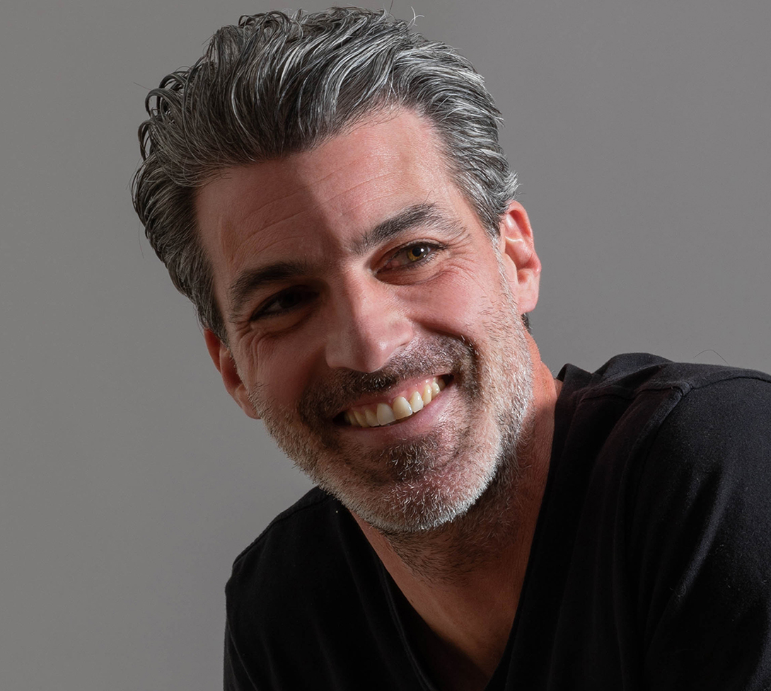 actor Ryan Johnson large photo