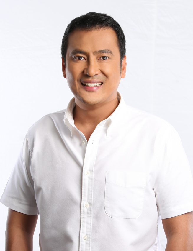 actor Mark Lapid large photo