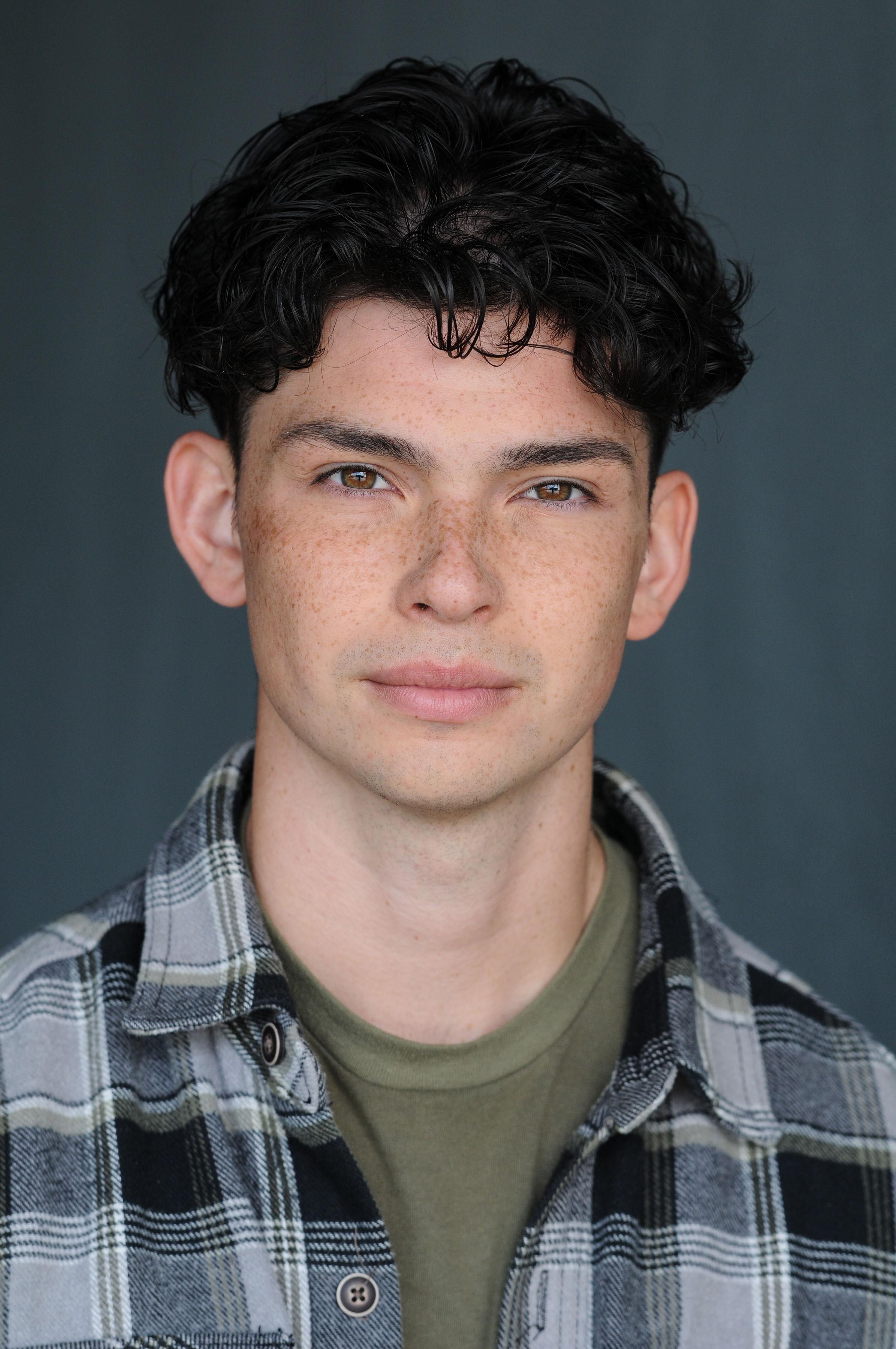 actor Wyatt Perkins large photo