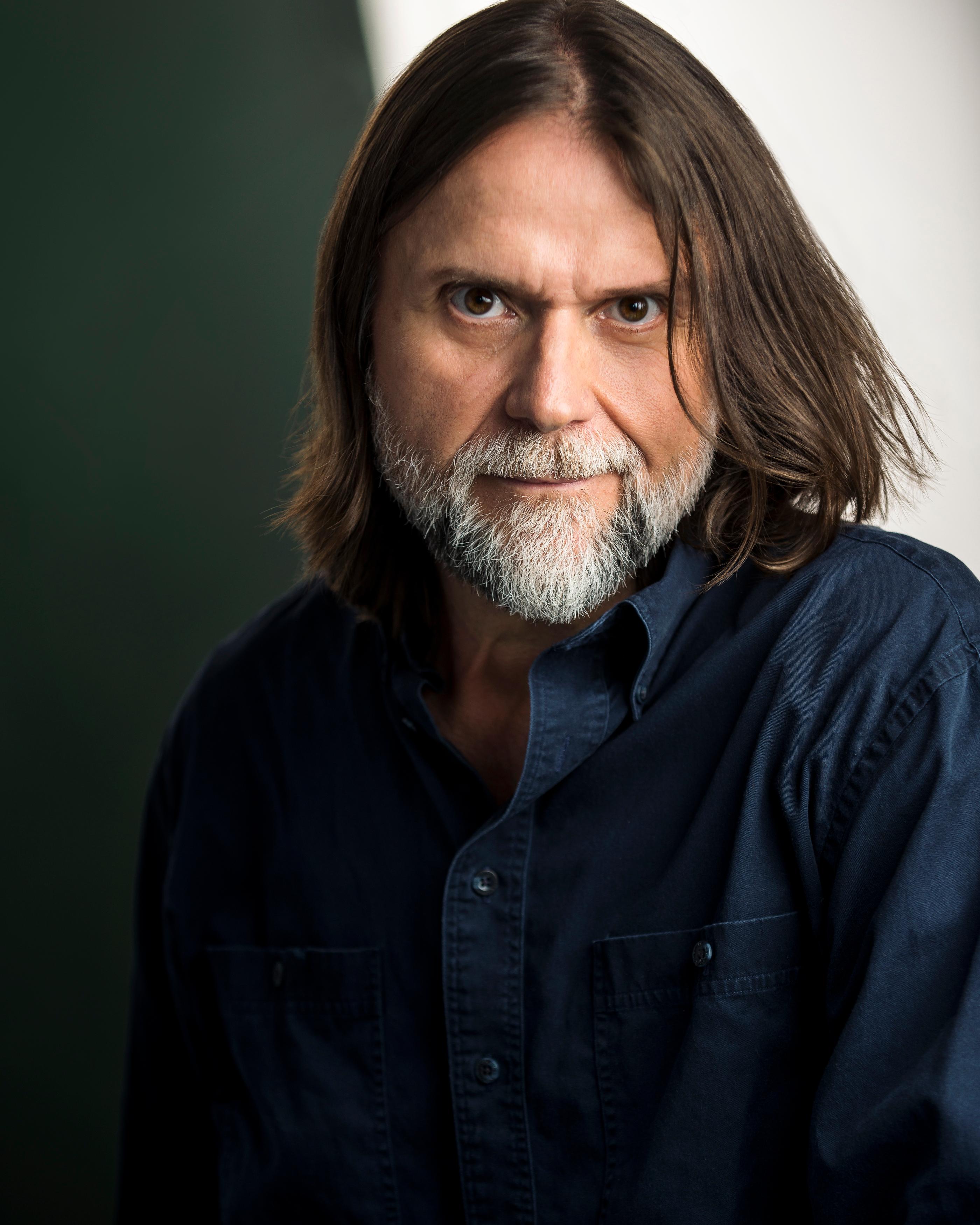 actor Ivan Klousia large photo