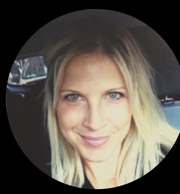 actor Mandy Hochbaum large photo