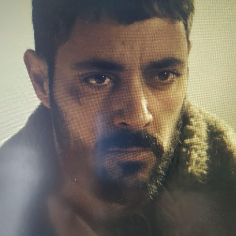 actor George Iskandar large photo