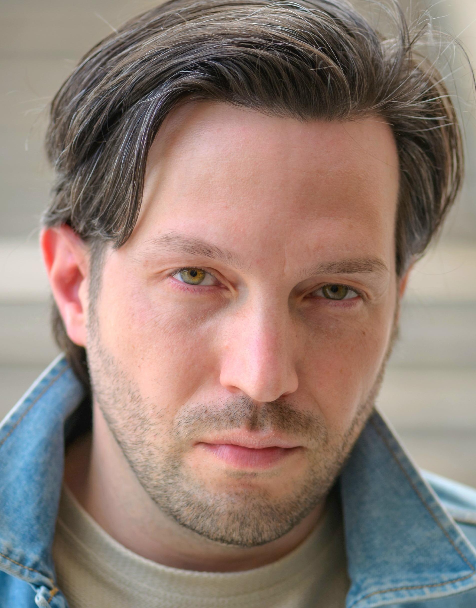 actor Martin Radoev large photo