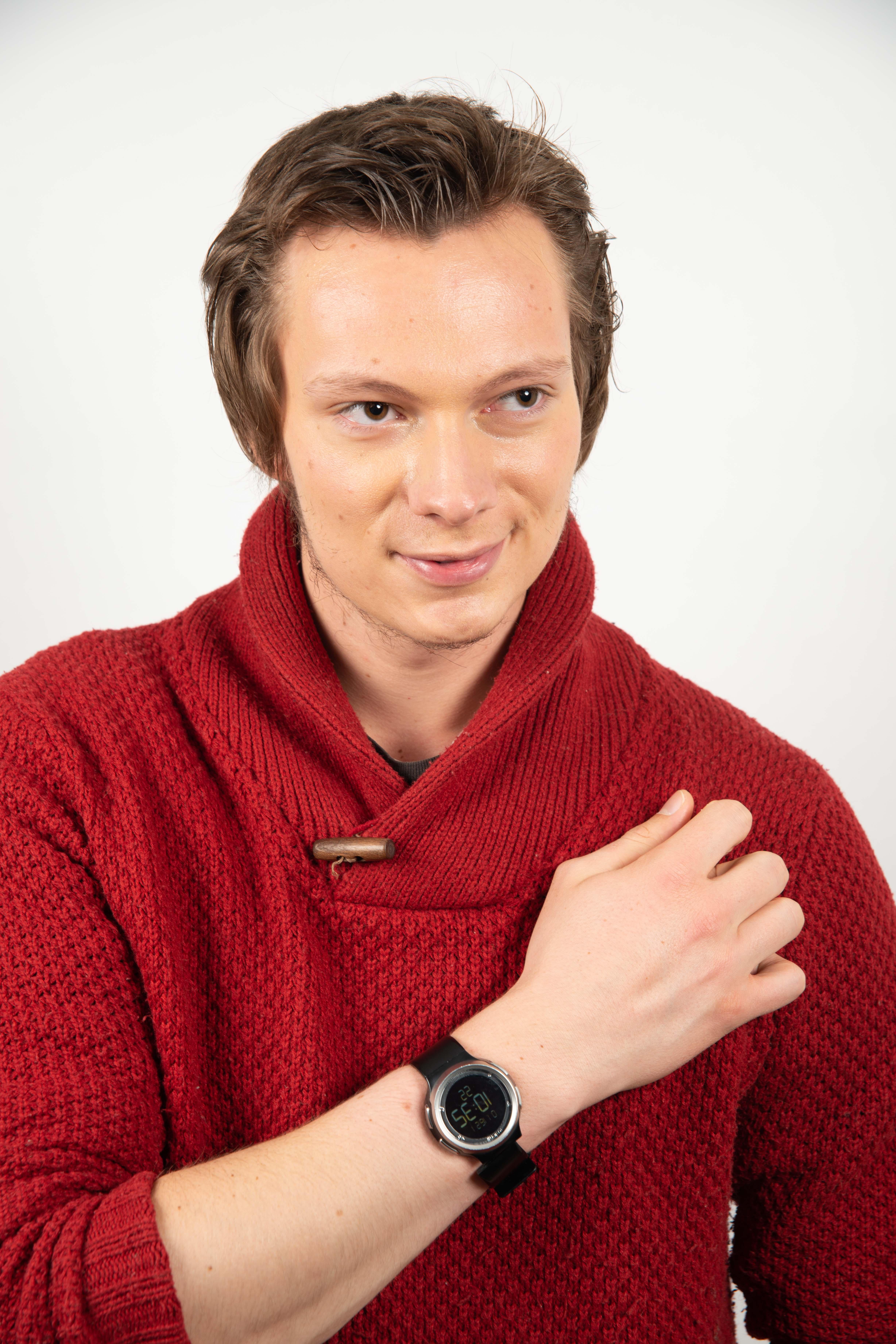 actor Thibault Maunoury large photo