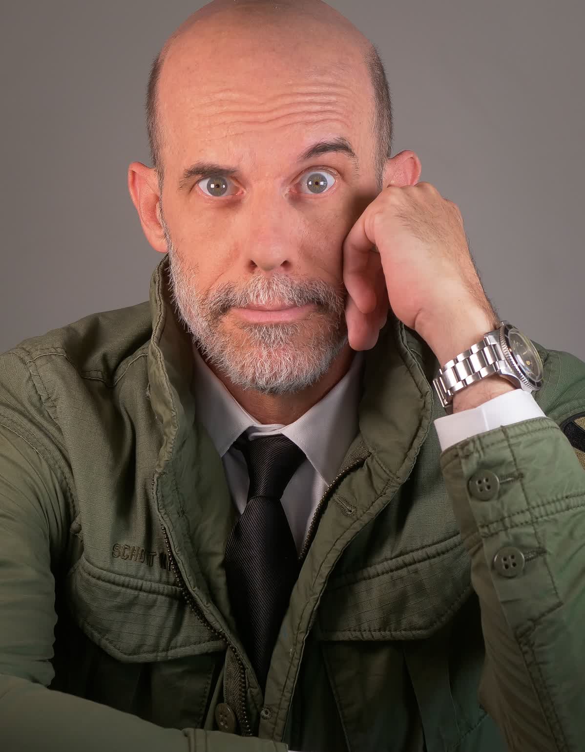 actor Brandon Moynihan large photo