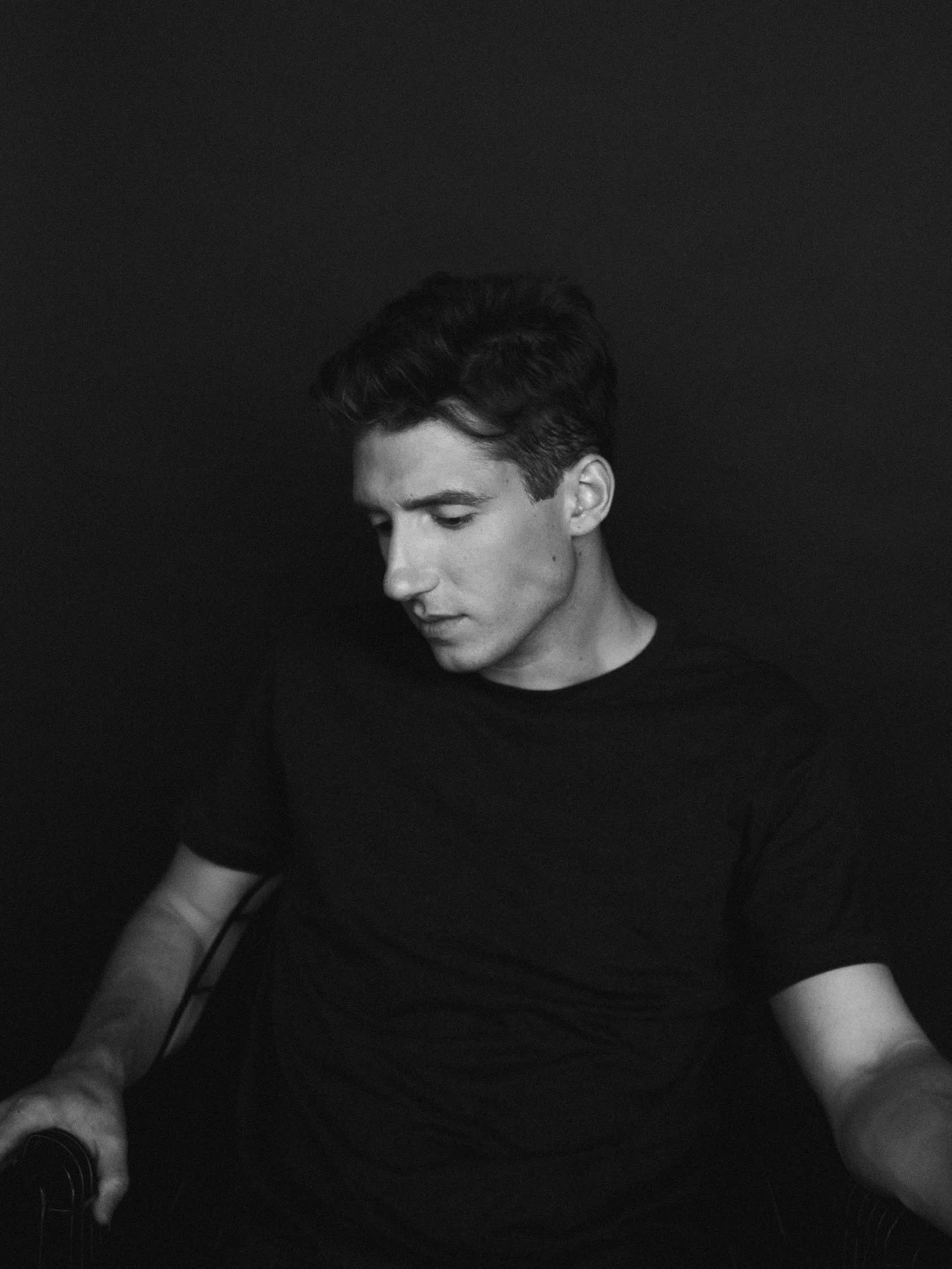 actor Pierre-Luc Lafontaine large photo