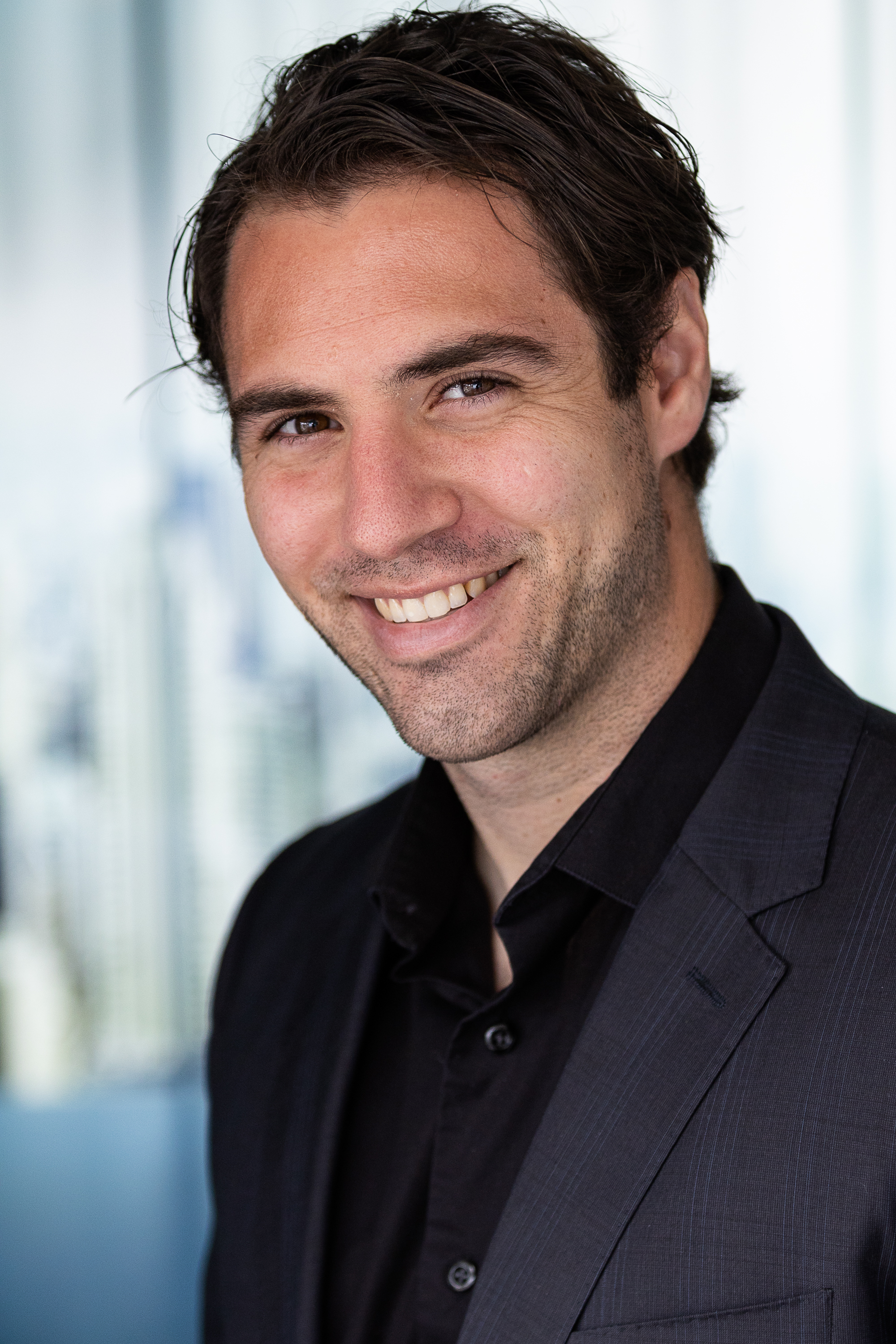 actor Evan Camacho large photo