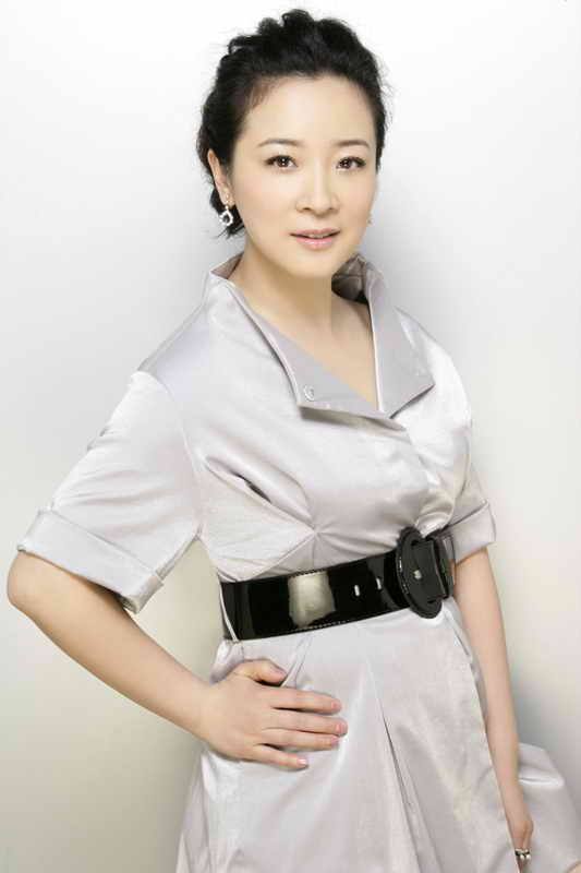 actor Xiaoyi Chen large photo