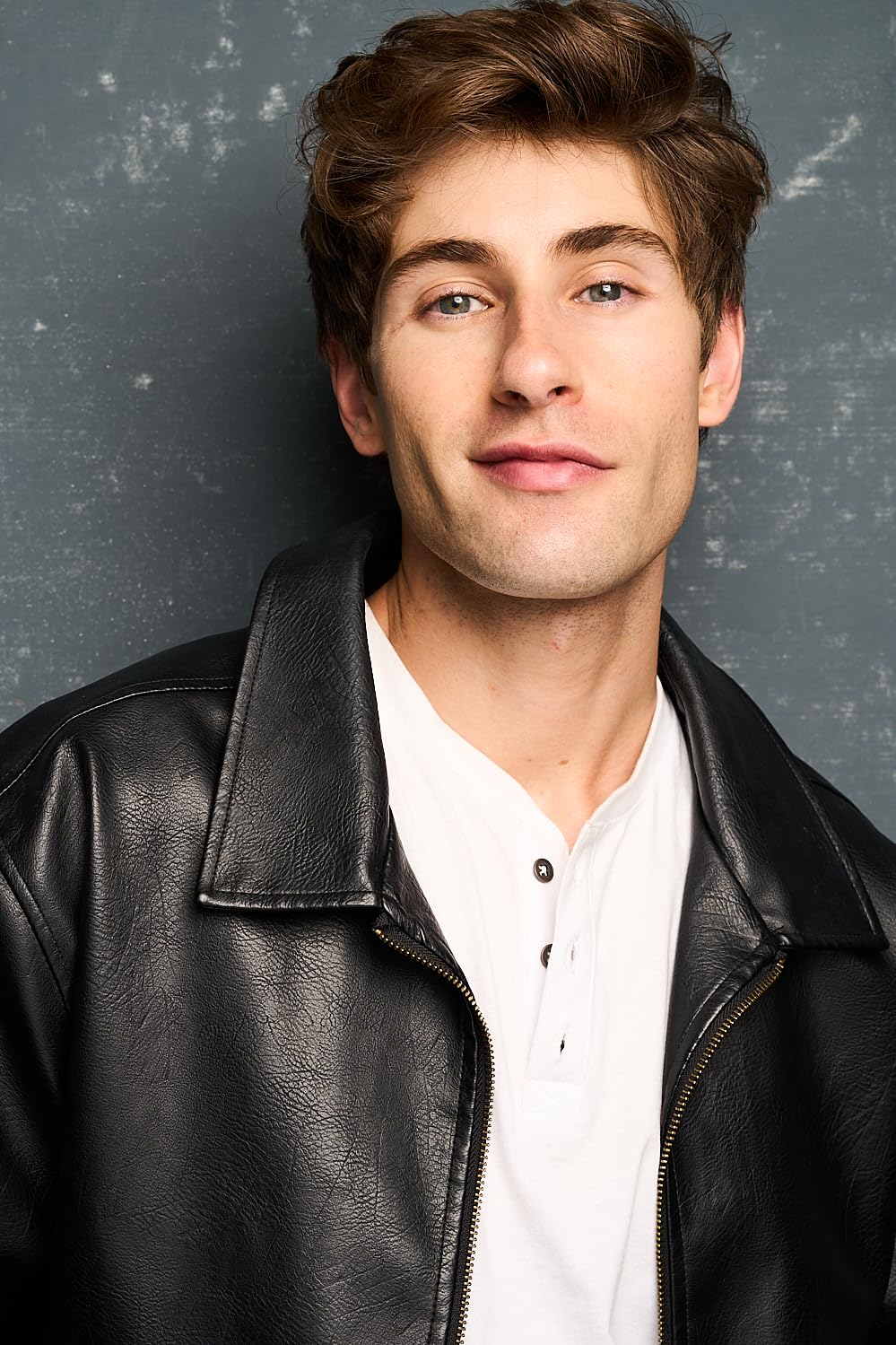 actor Declan Clifford large photo