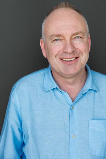 actor Andrew Webb large photo