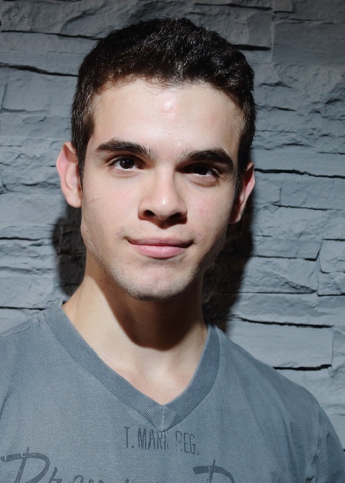 actor Ghilherme Lobo large photo