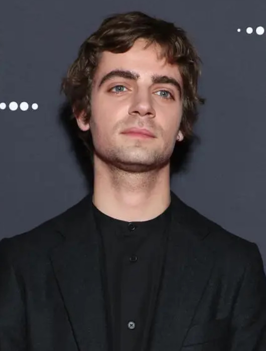 actor Stefan Crepon large photo