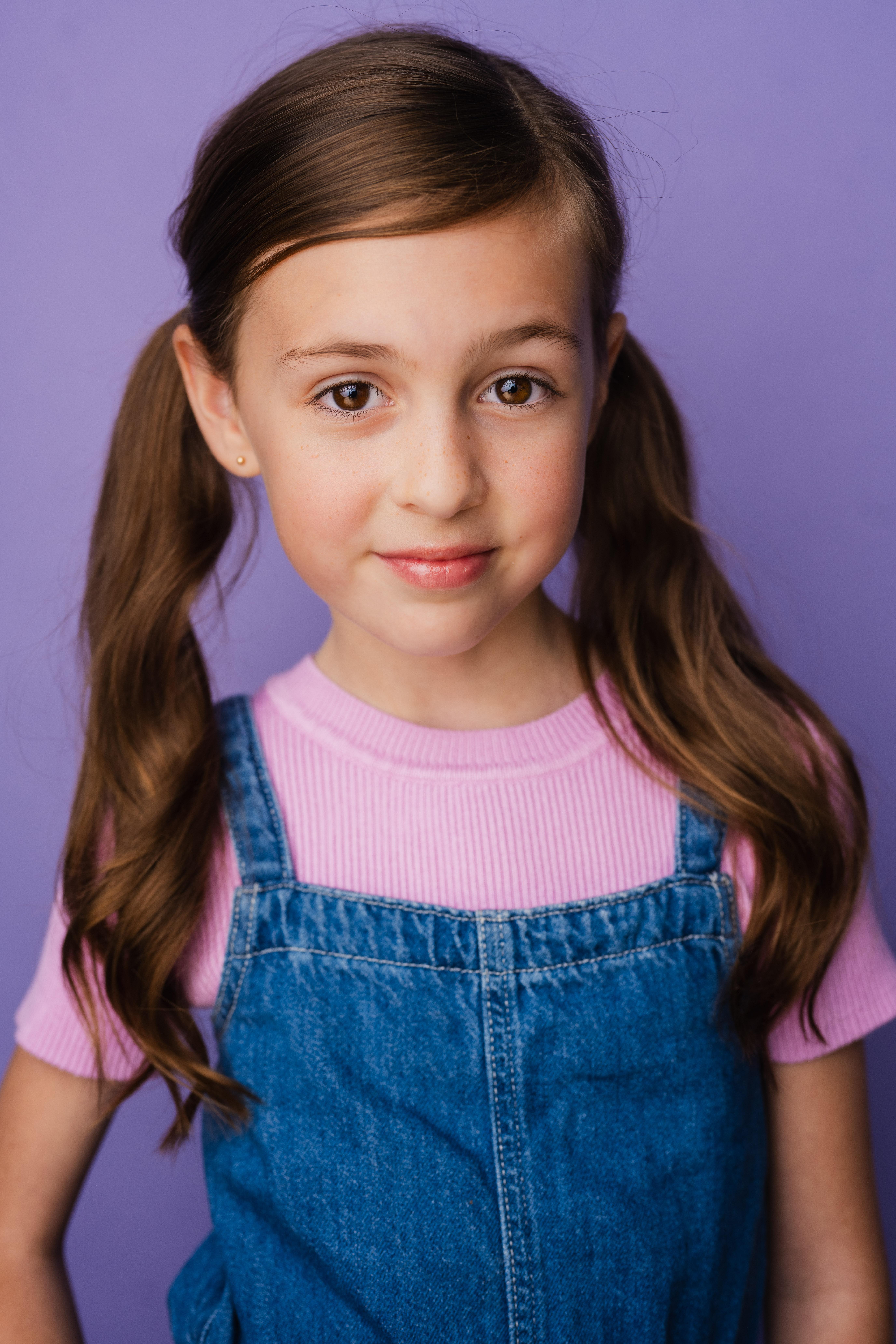 actor Rosie Darling large photo