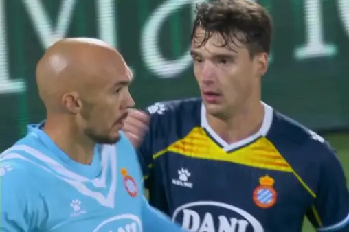 [Highlights] Dimitrovic's backline error creates danger, Salat clears the ball