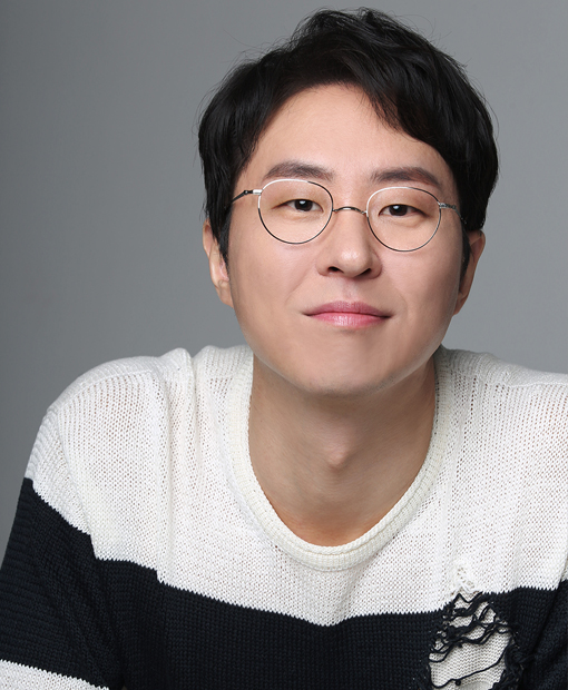 actor Lee Hyun Kyun large photo