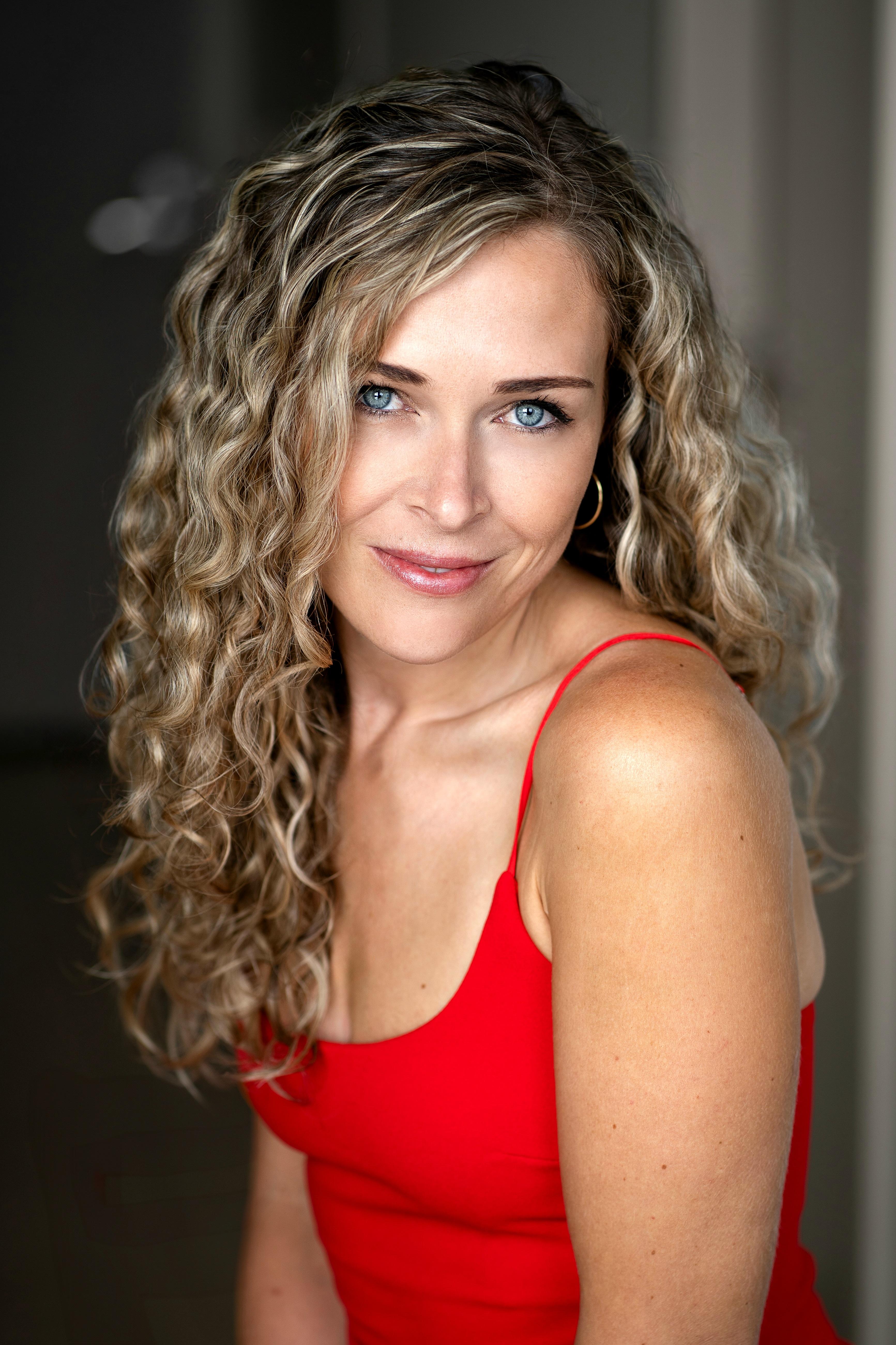 actor Catherine Mazur large photo