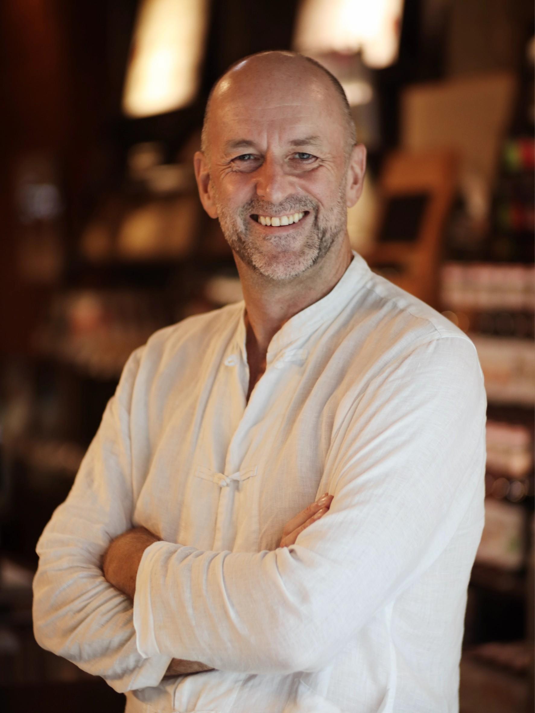 actor Carl Piaf large photo