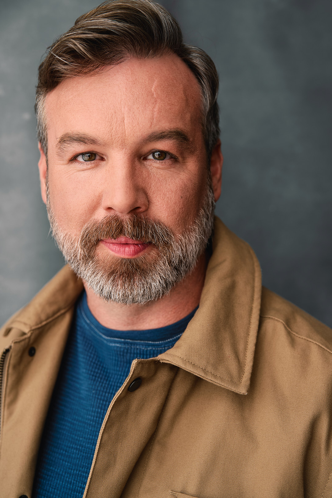 actor Jon Snow large photo