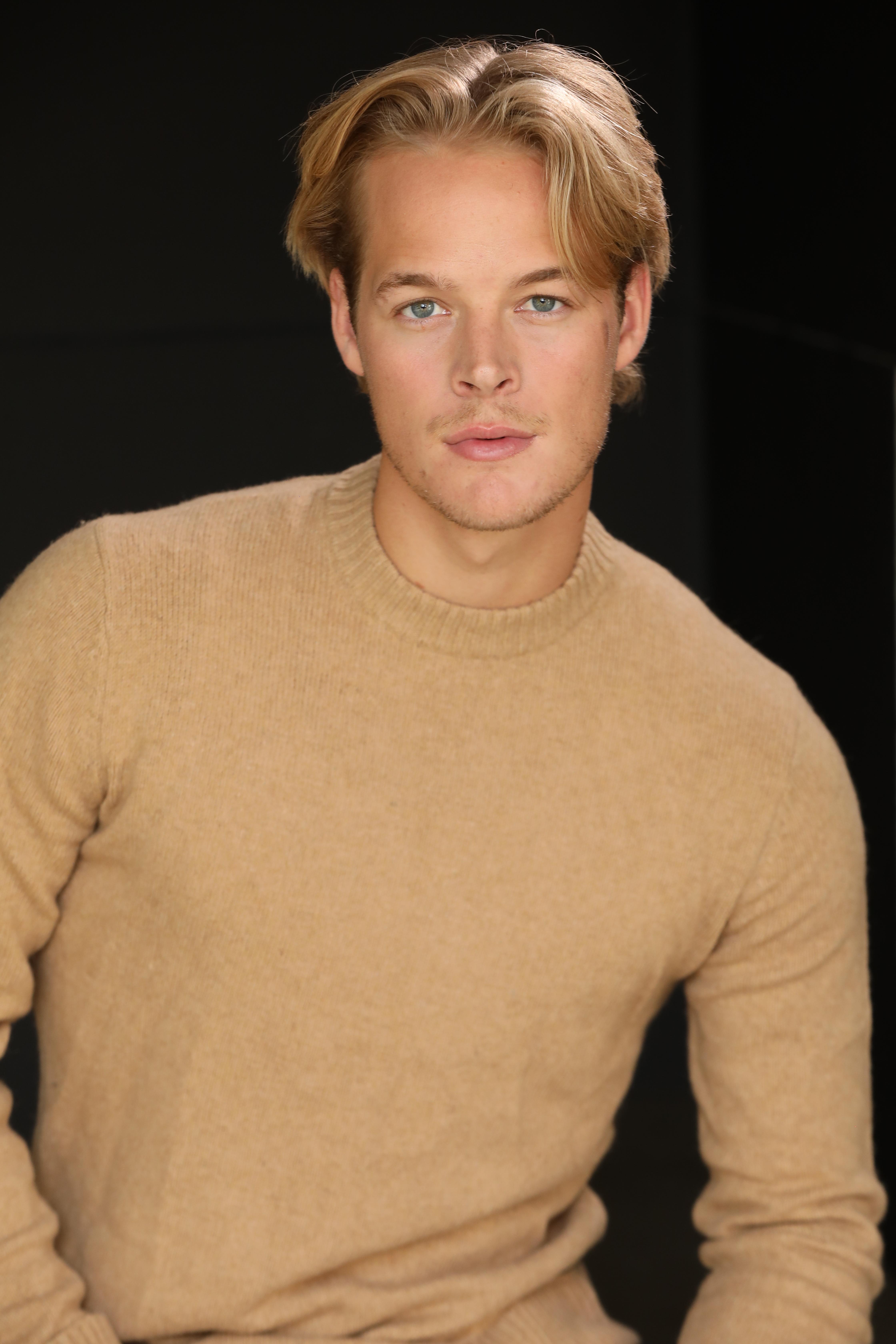 actor Laike Jowers large photo