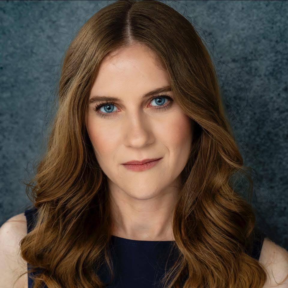 actor Holly Anspaugh large photo