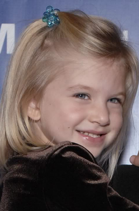 actor Miranda Carabello large photo