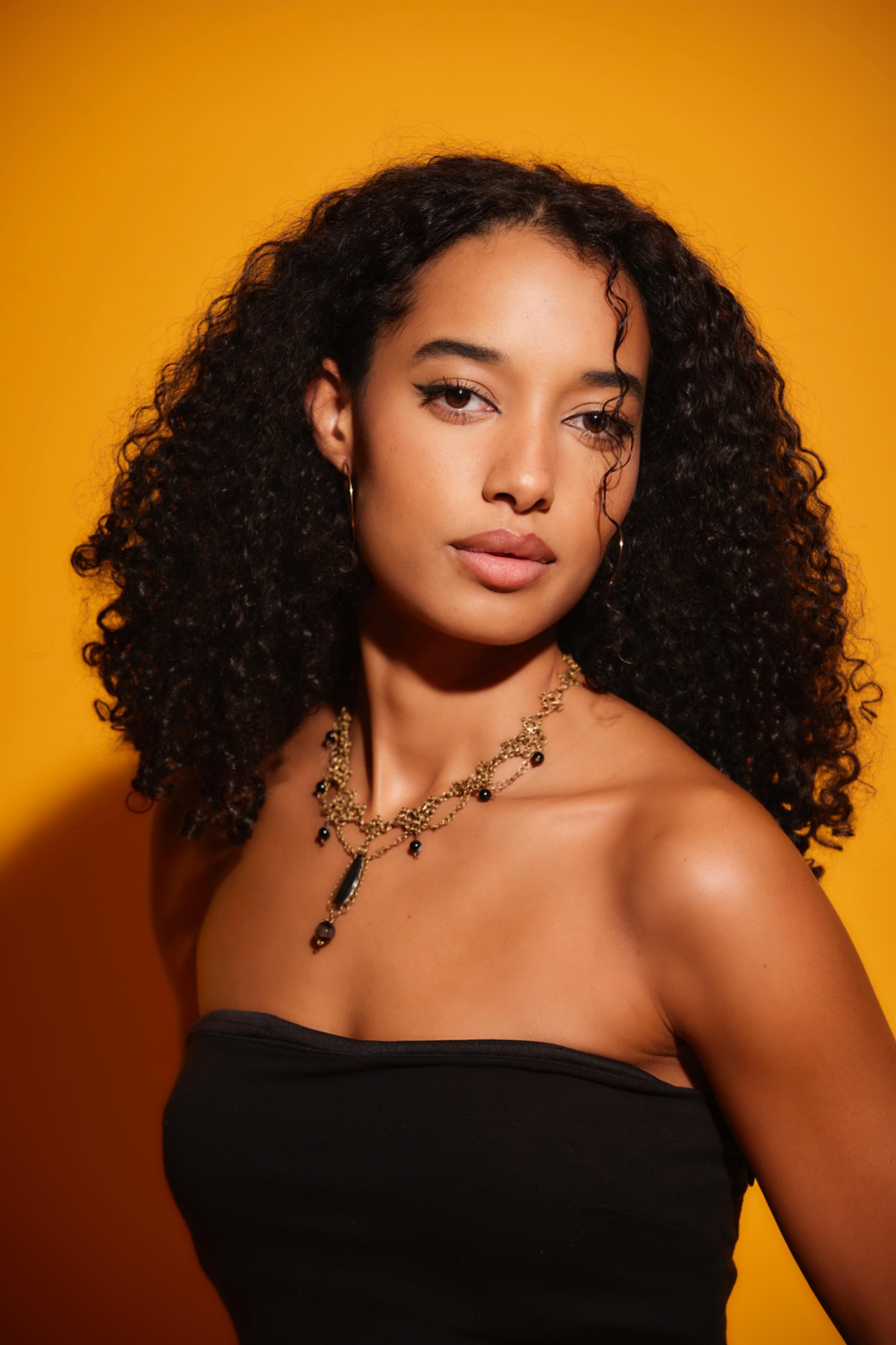 actor Alexis Andrews large photo