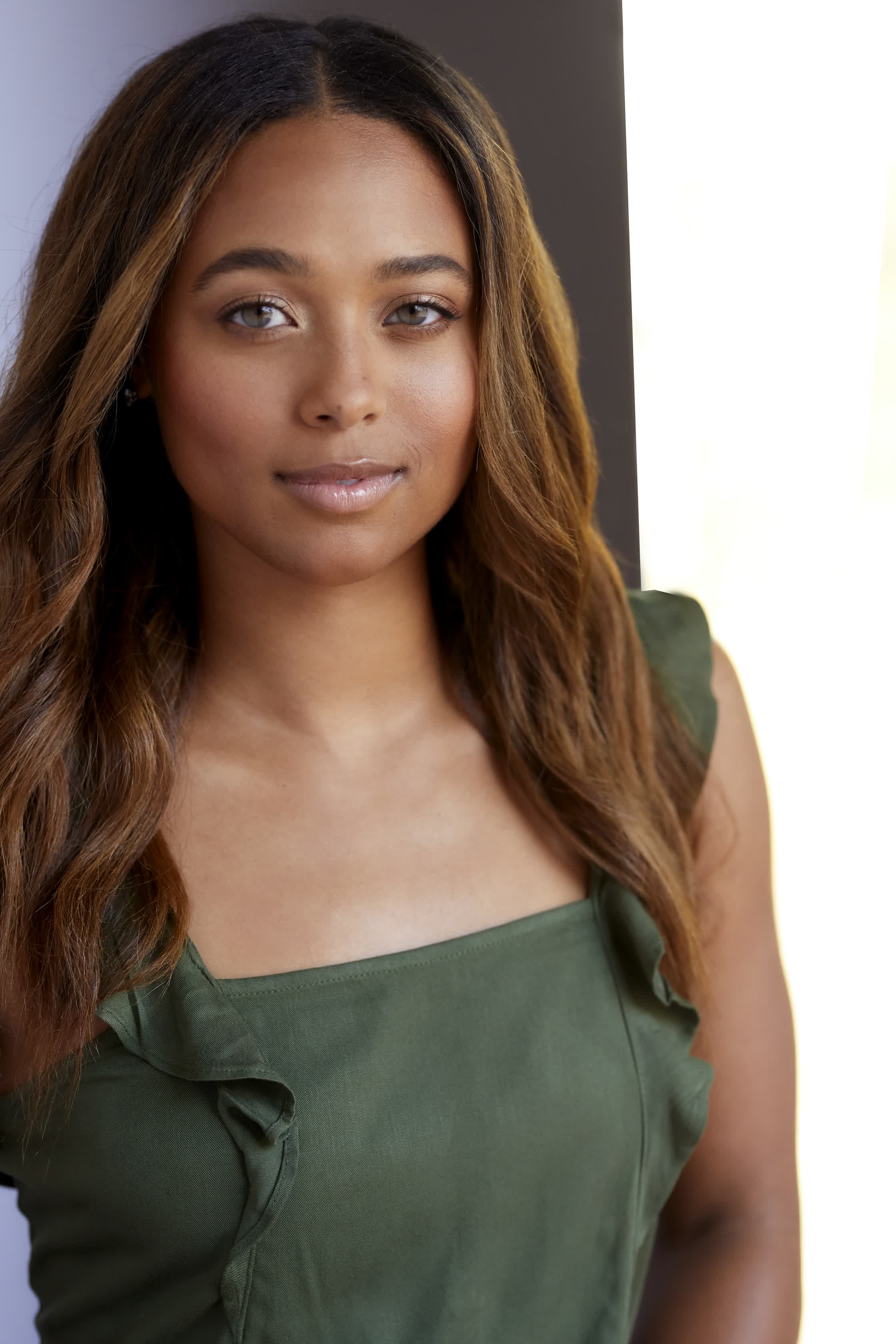 actor Aketra Sevillian large photo