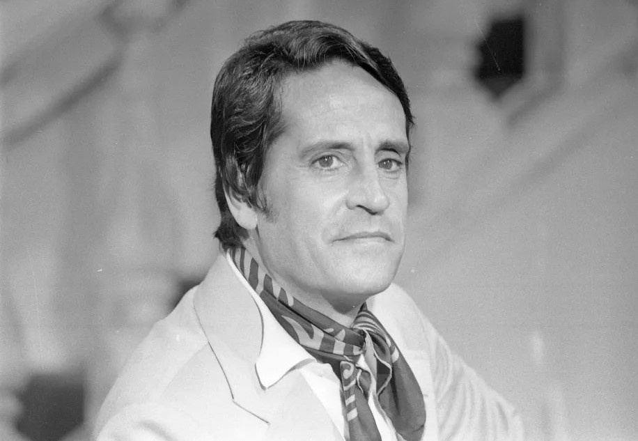 actor Luis De Lima large photo