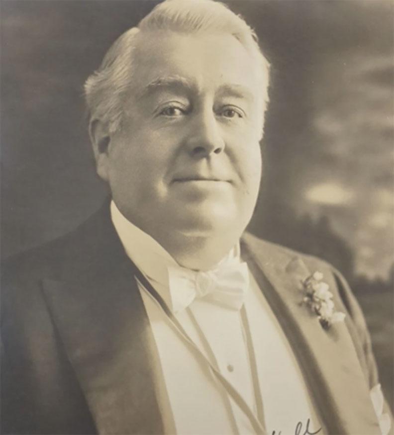 actor Edward Jobson large photo