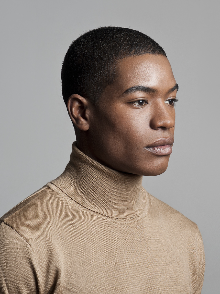 actor Gonçalo Cabral large photo