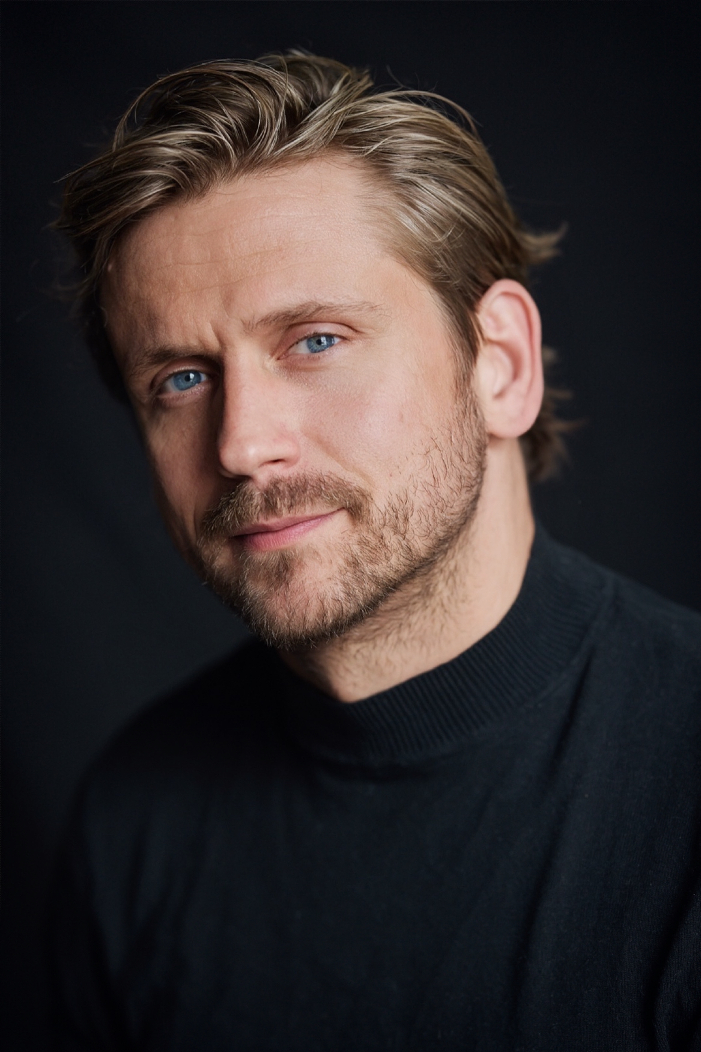 actor Steve Windolf large photo