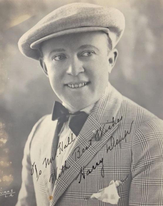 actor Harry Depp large photo