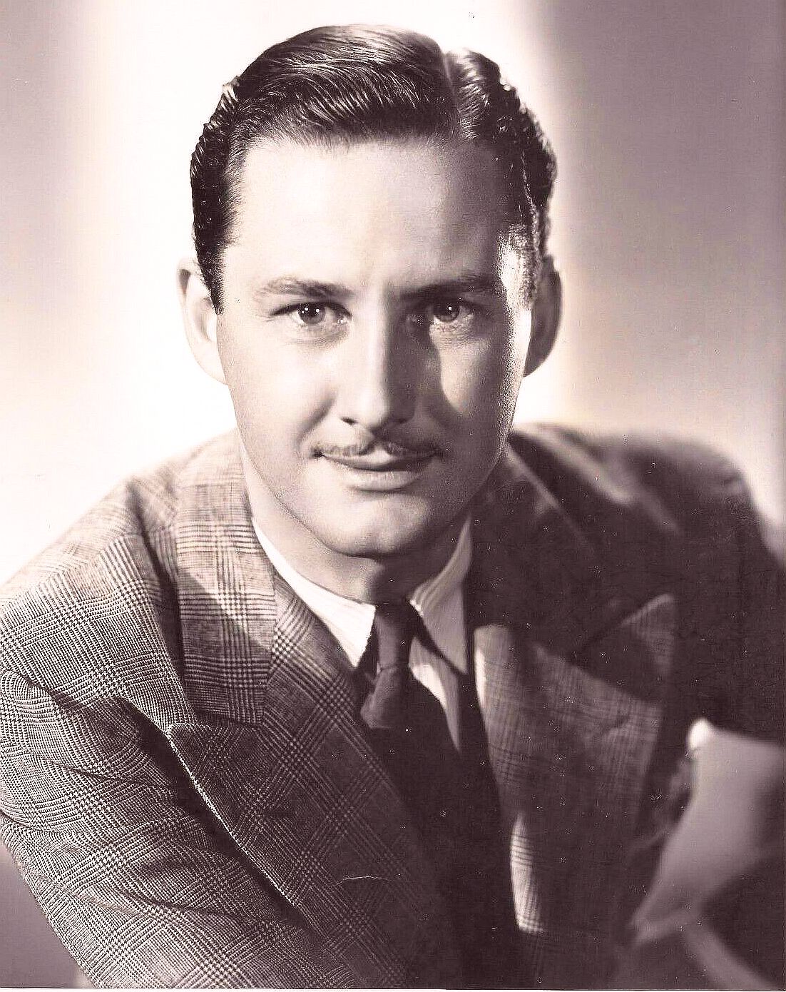 actor Marten Lamont large photo