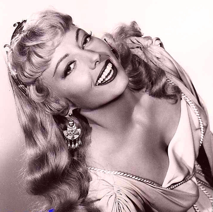 actor Helene Stanton large photo