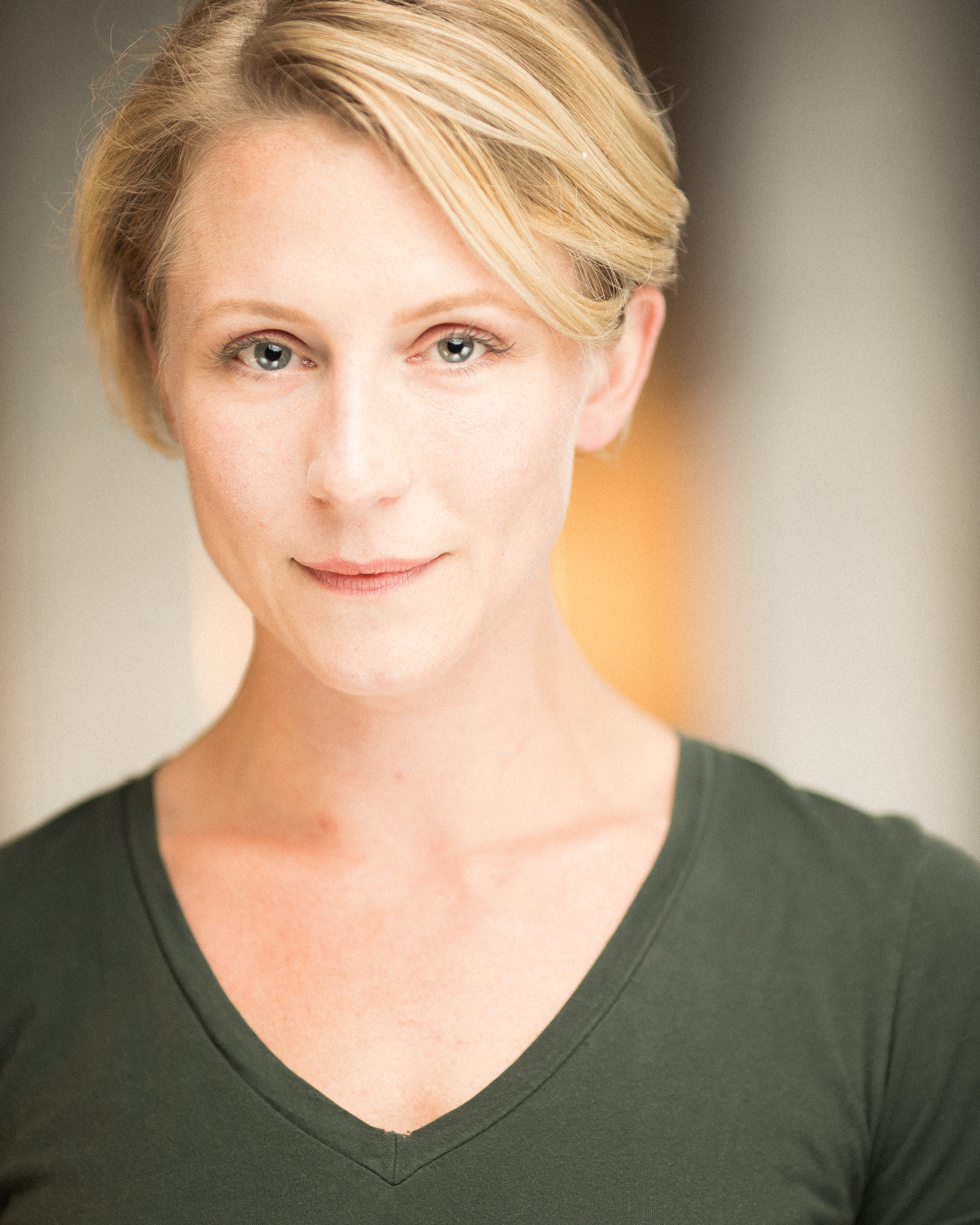 actor Alex Fisher large photo