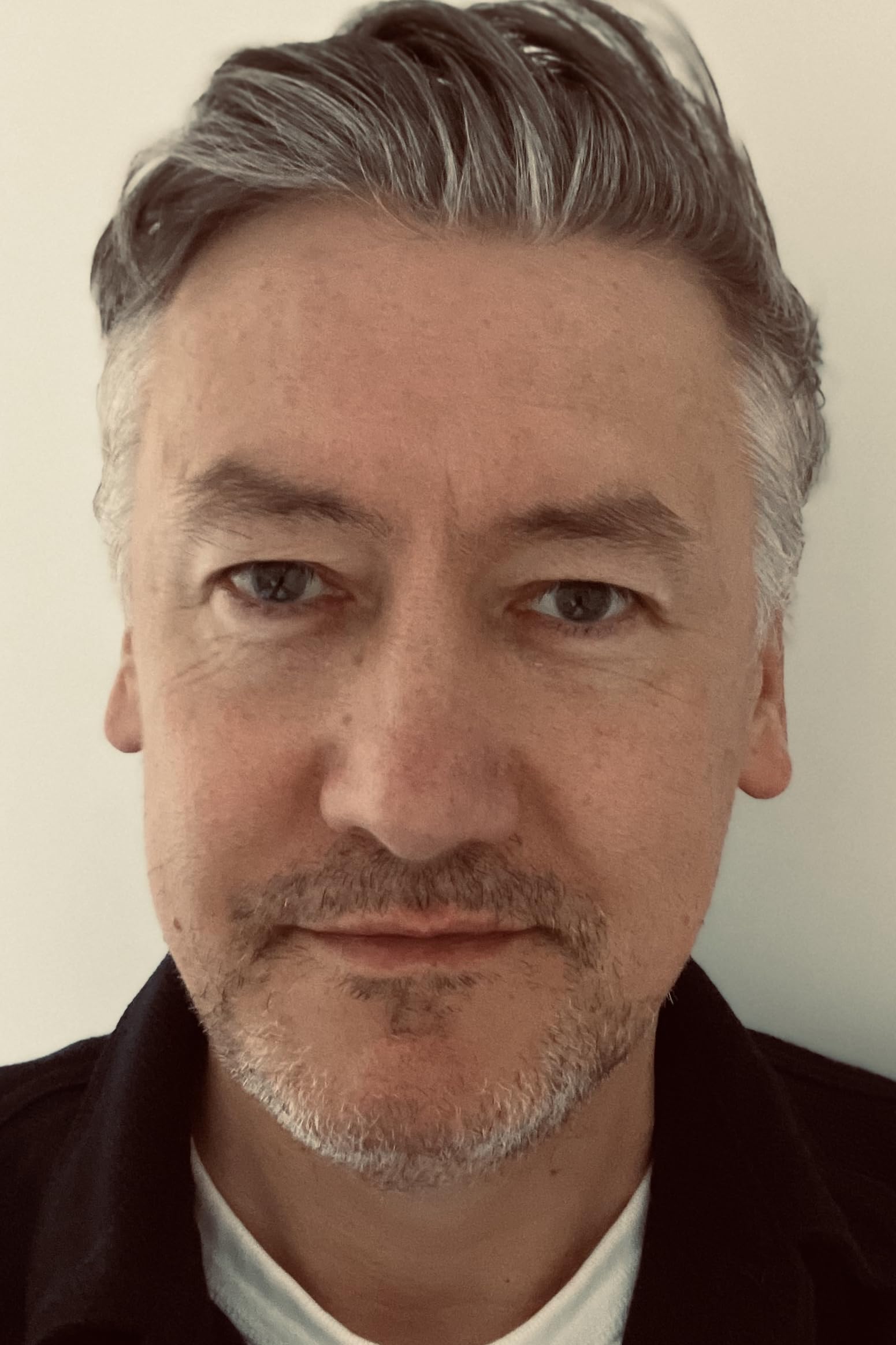 actor Tom Farrelly large photo