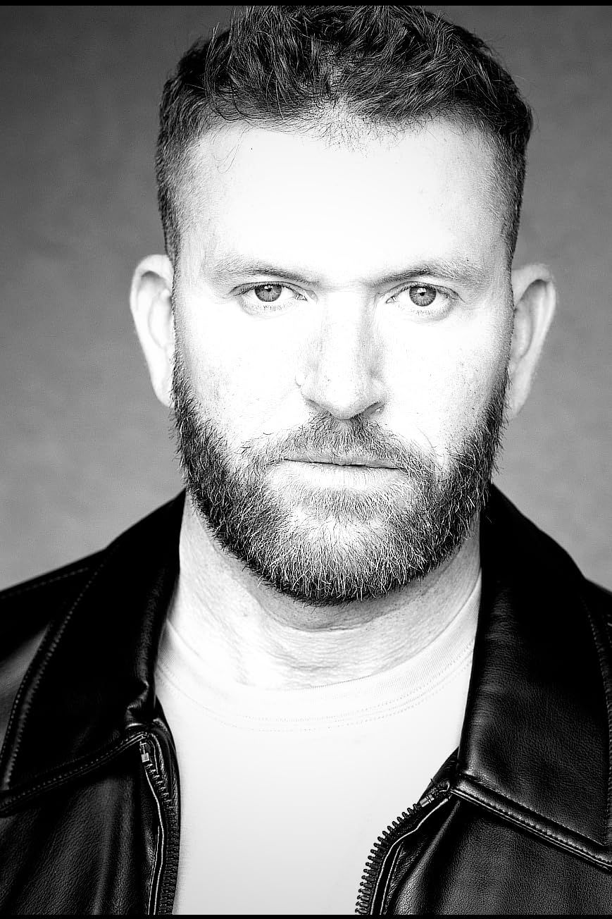 actor Everett Smith large photo