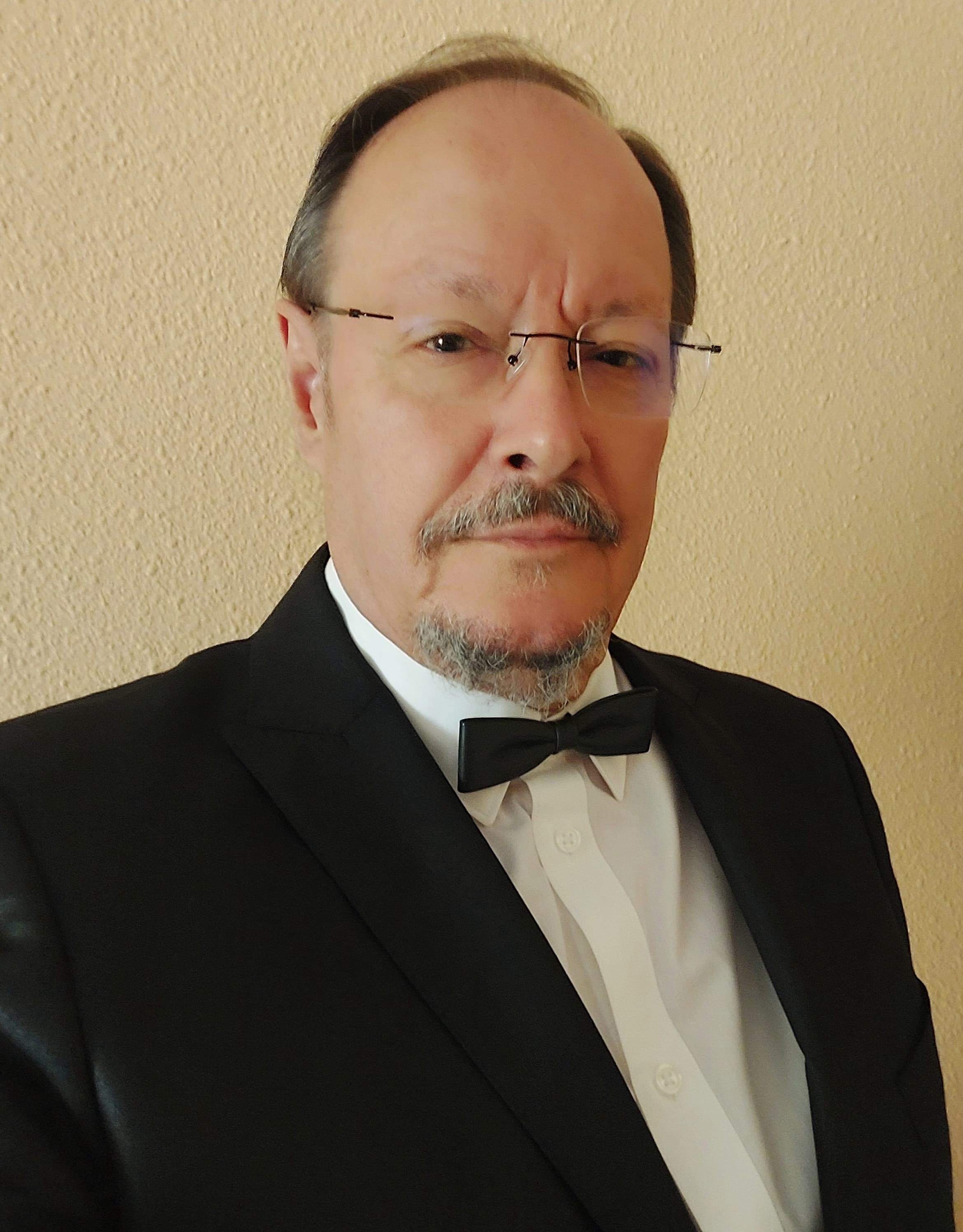 actor José Miguel García large photo