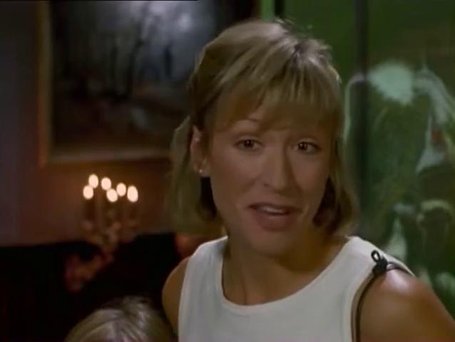 actor Hilary Strang large photo