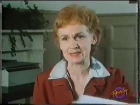 actor Bridget Turner large photo