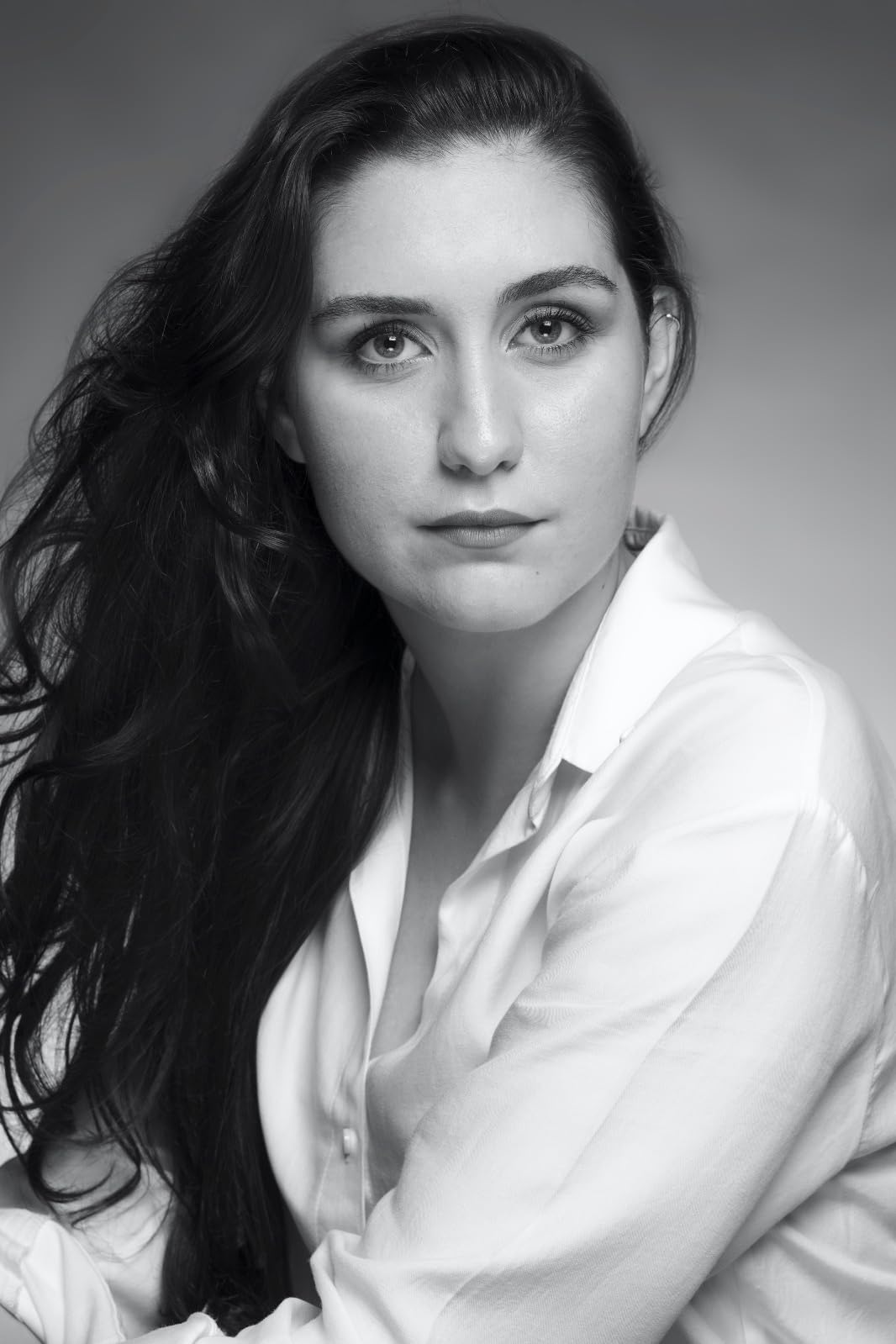 actor Rebecca Davis large photo