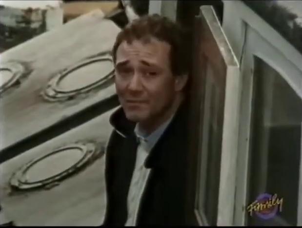 actor Ken Sharrock large photo