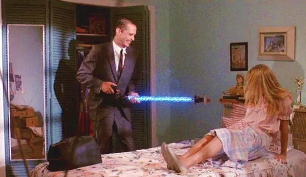 actor Leslie Ann Powers large photo