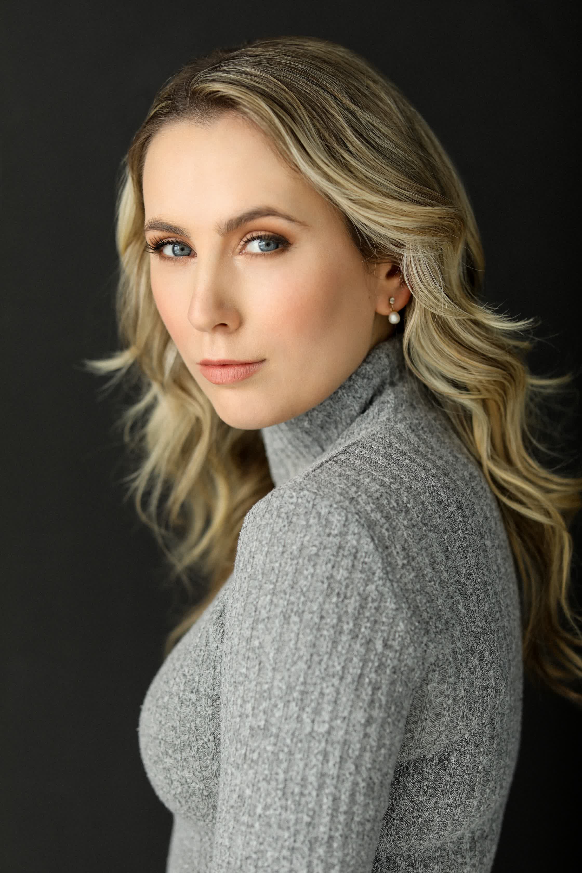 actor Sydney Knight large photo