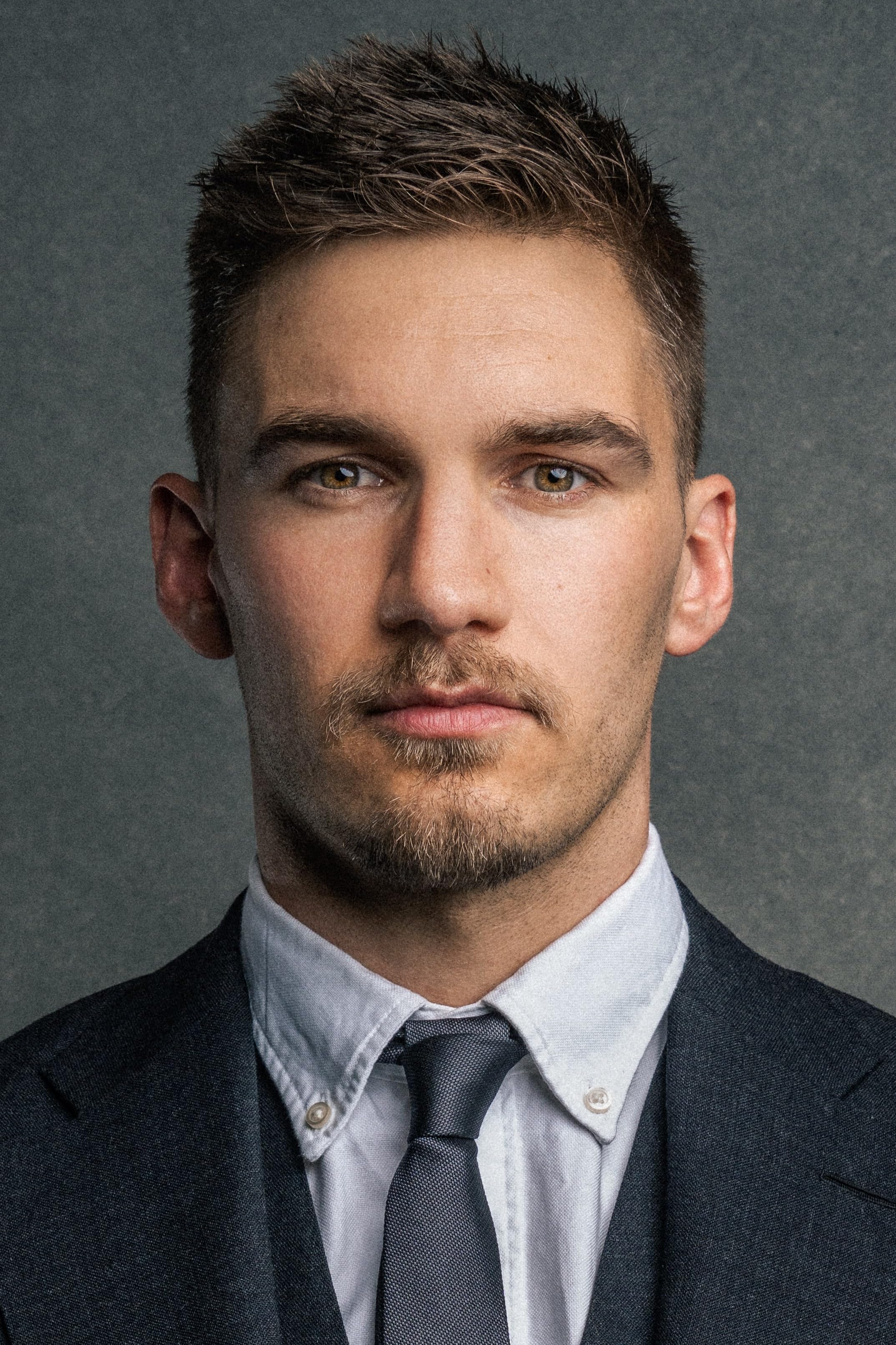 actor John Macdonald large photo