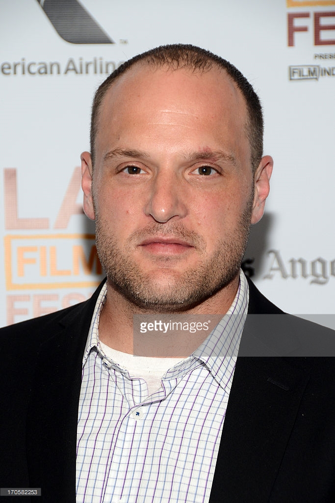 actor Larry Mitchell large photo