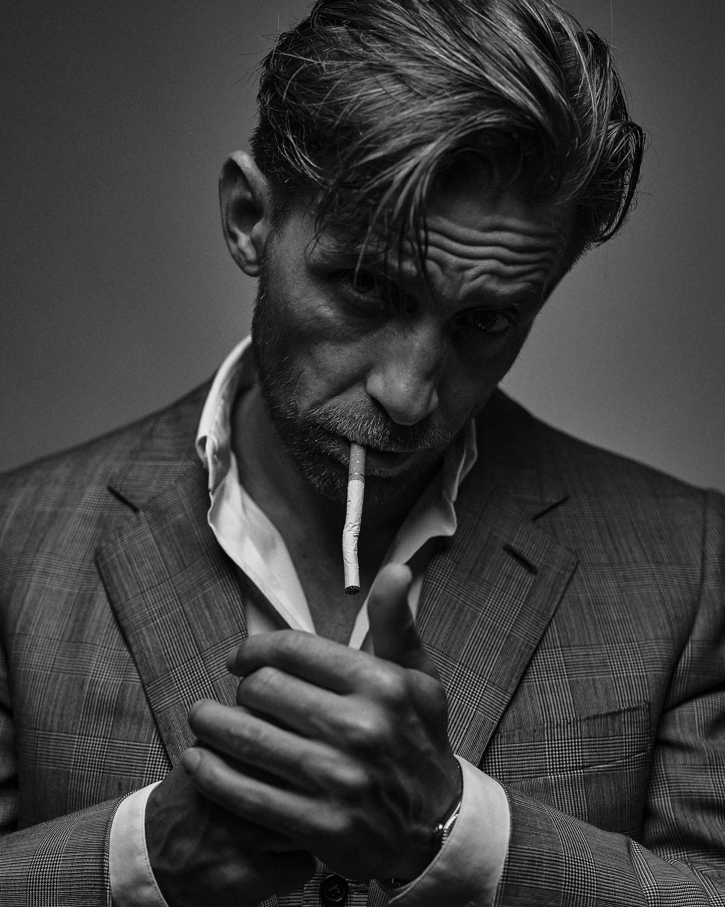 actor Paul Mann large photo