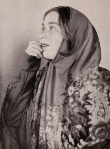 actor Hela Gruel large photo