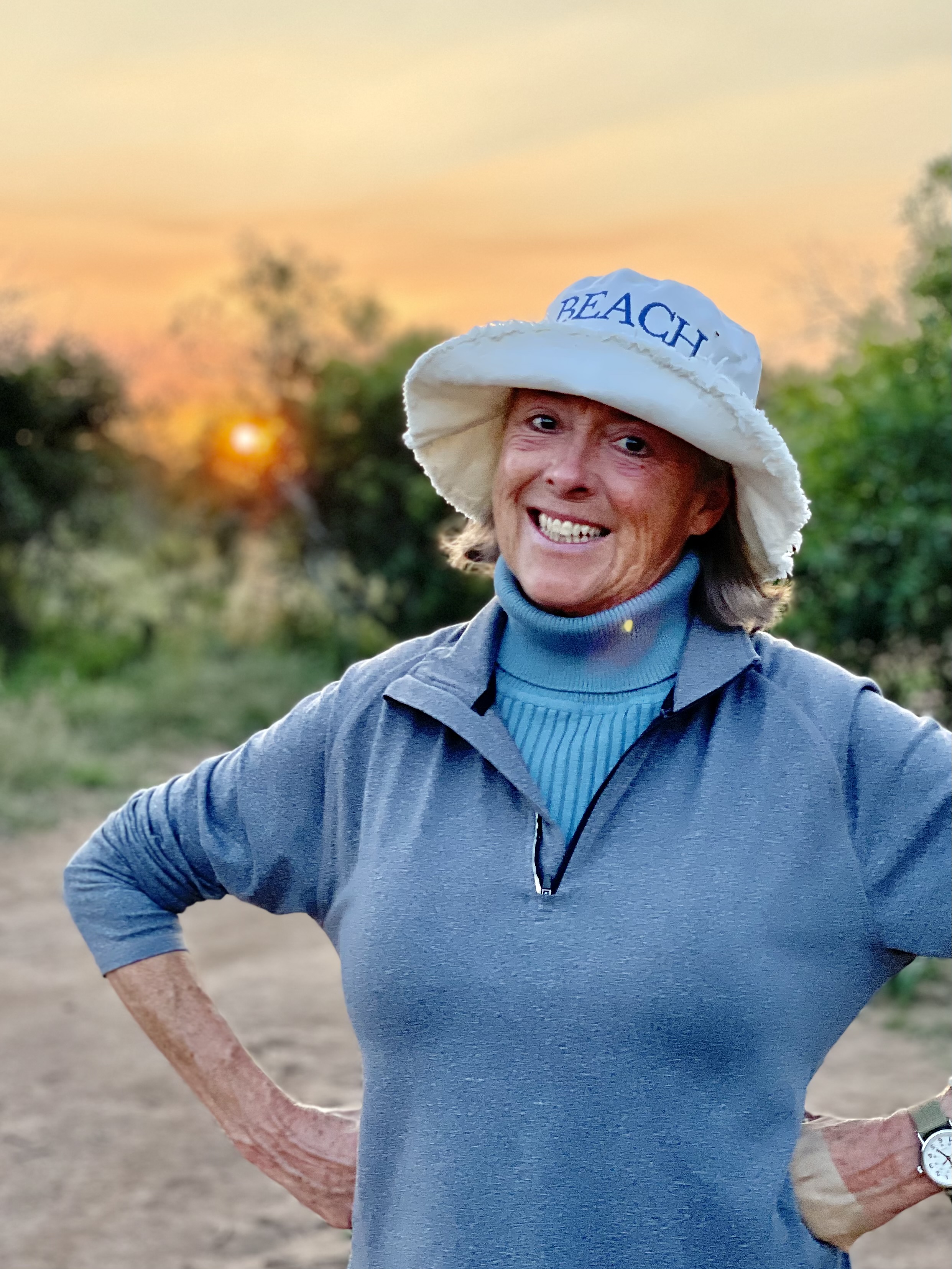 actor Lisa Beach large photo