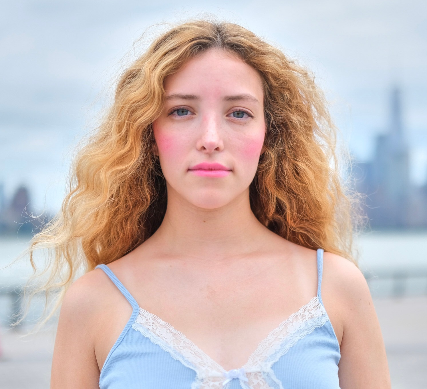 actor Samantha Dunn large photo